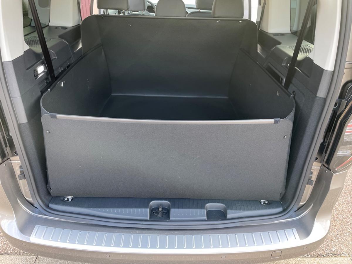 Mageschneiderte Kofferraumwanne VW Caddy Maxi wasserdicht, rutschfest, erstklassig